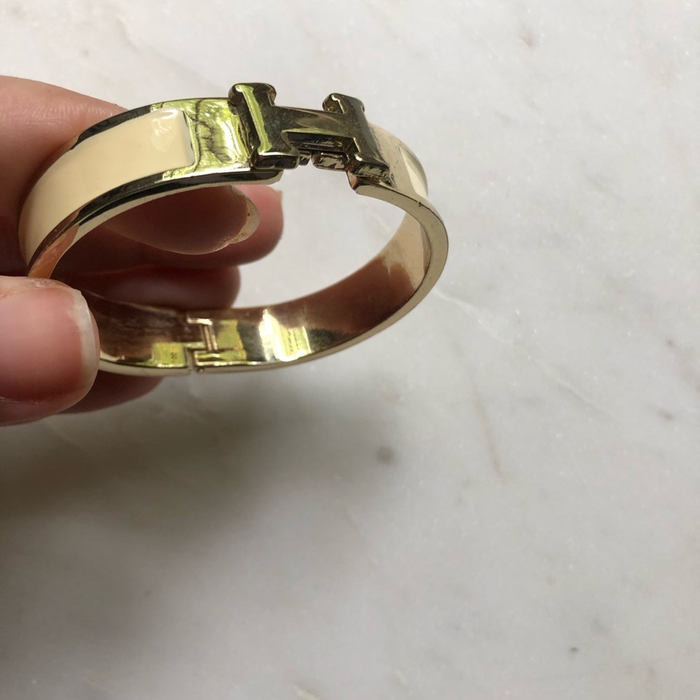 Inspired H Bracelet